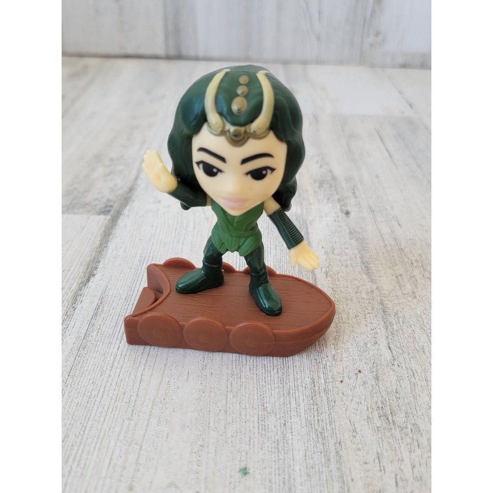 McDonald's 2022 thor love and thunder mantis‎ toy figure Marvel